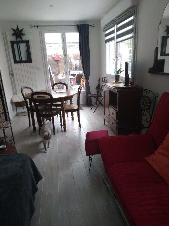 Chambre Marguerite, B&B Au 1Er- Villa Chaumonty Périgueux Esterno foto