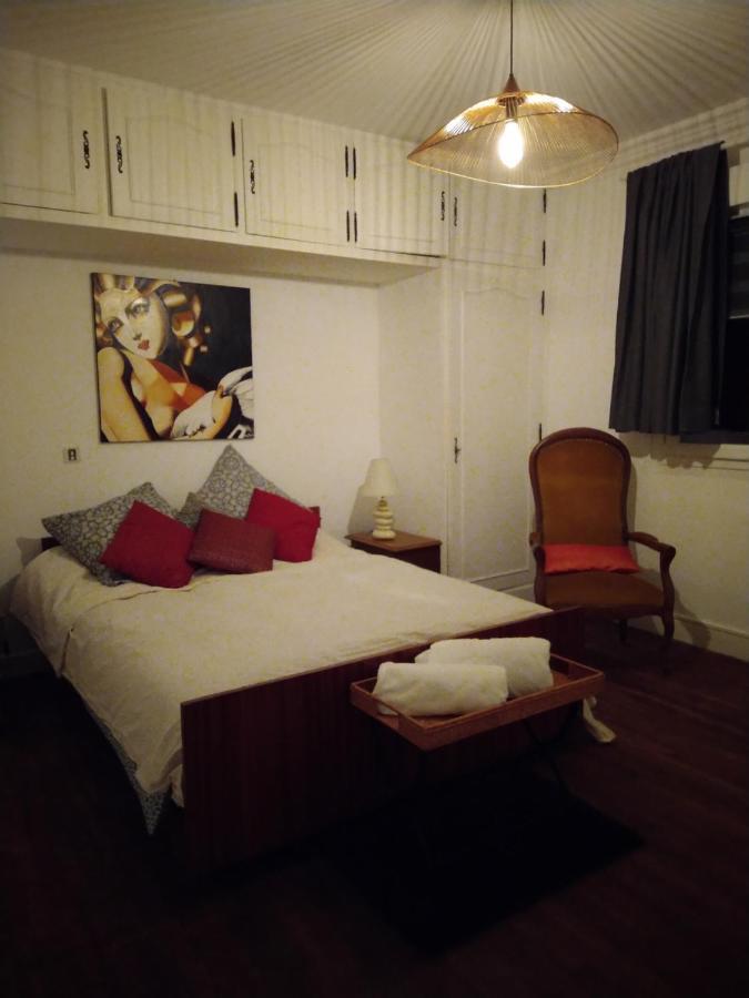 Chambre Marguerite, B&B Au 1Er- Villa Chaumonty Périgueux Esterno foto